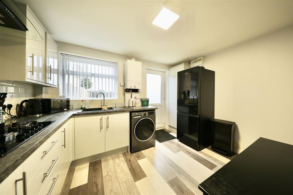 Property photo 3 of 12 0A4A9790.Jpg