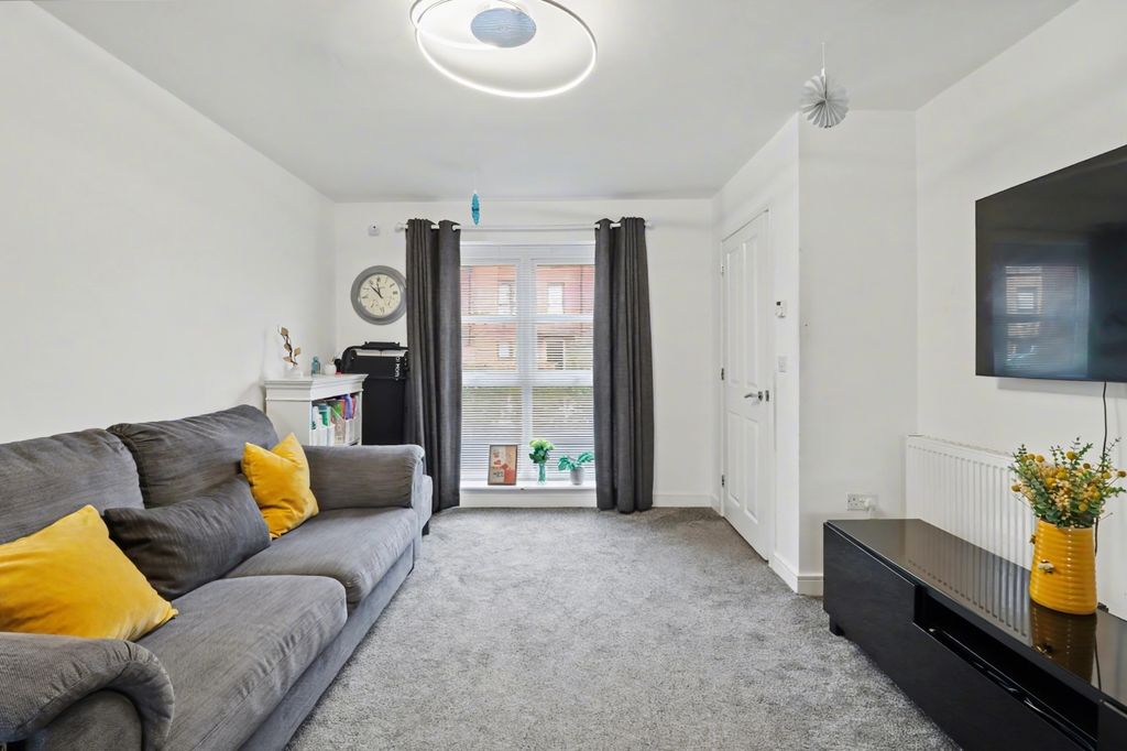 Property photo 2 of 19 Img_6425