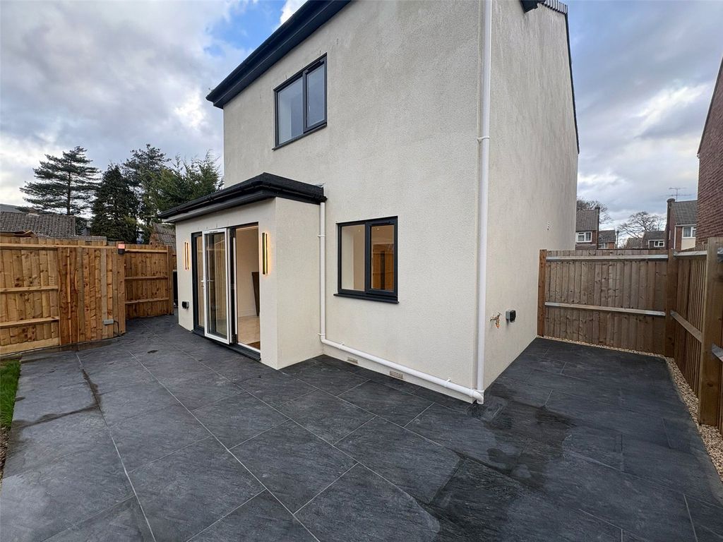 Property photo 1 of 25 Picture No. 29