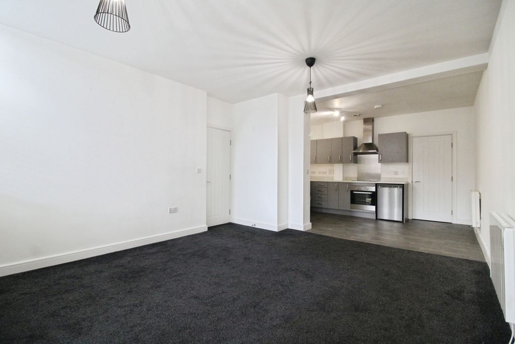 Property photo 2 of 12 d81549Fc-Img_5485