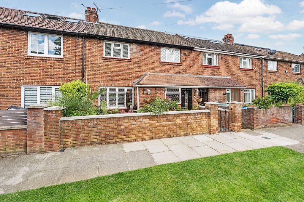 Property photo 1 of 23