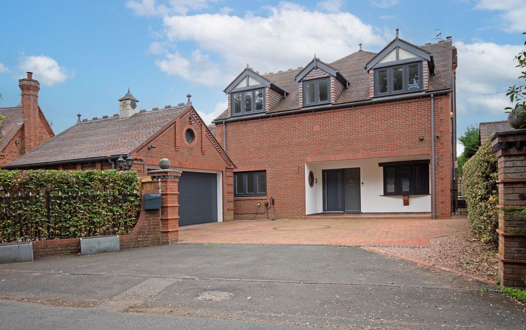 Property photo 1 of 26