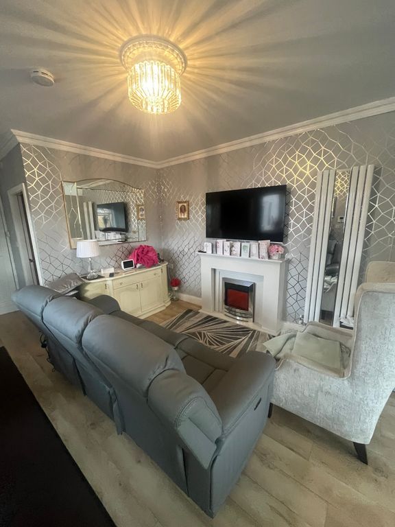 Property photo 1 of 7 Image