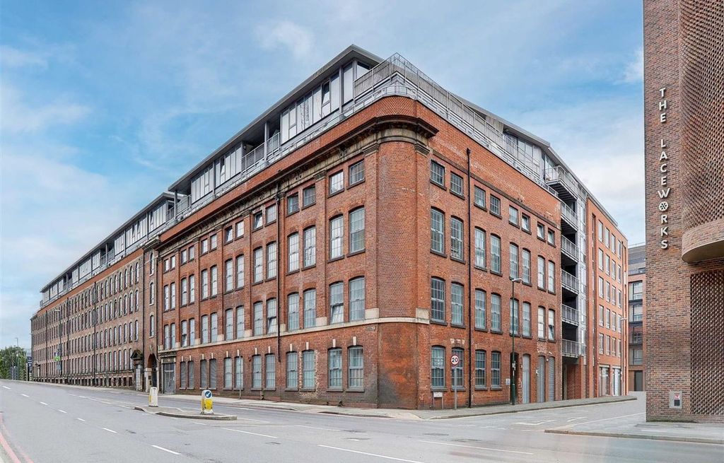 Property photo 1 of 8