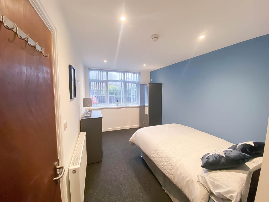 Property photo 3 of 9 Photo 2