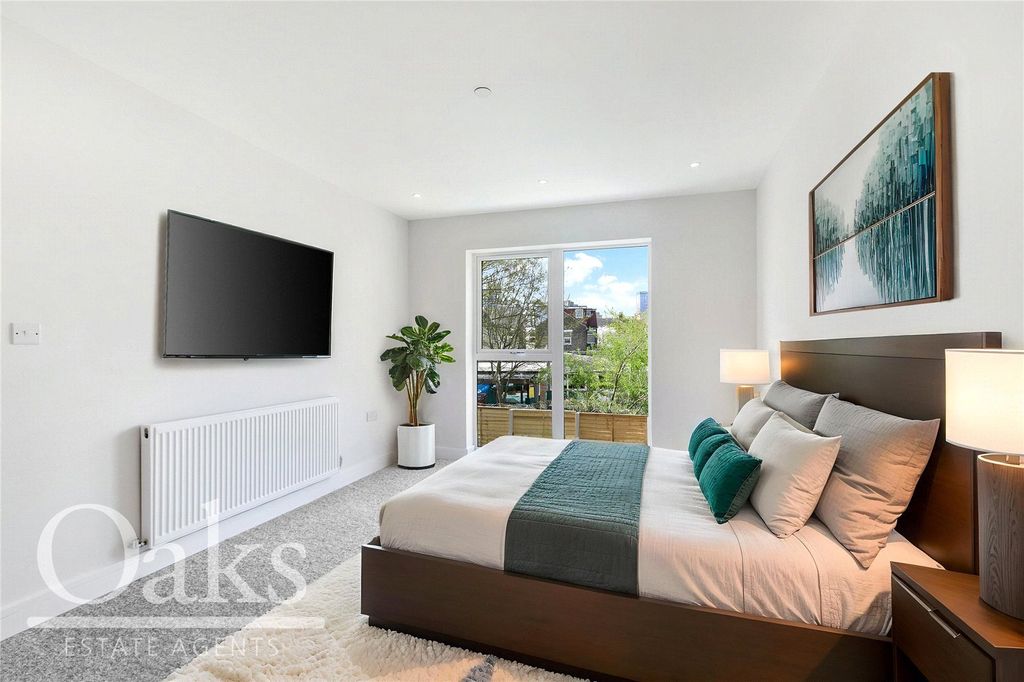 Property photo 2 of 16 Picture No. 03