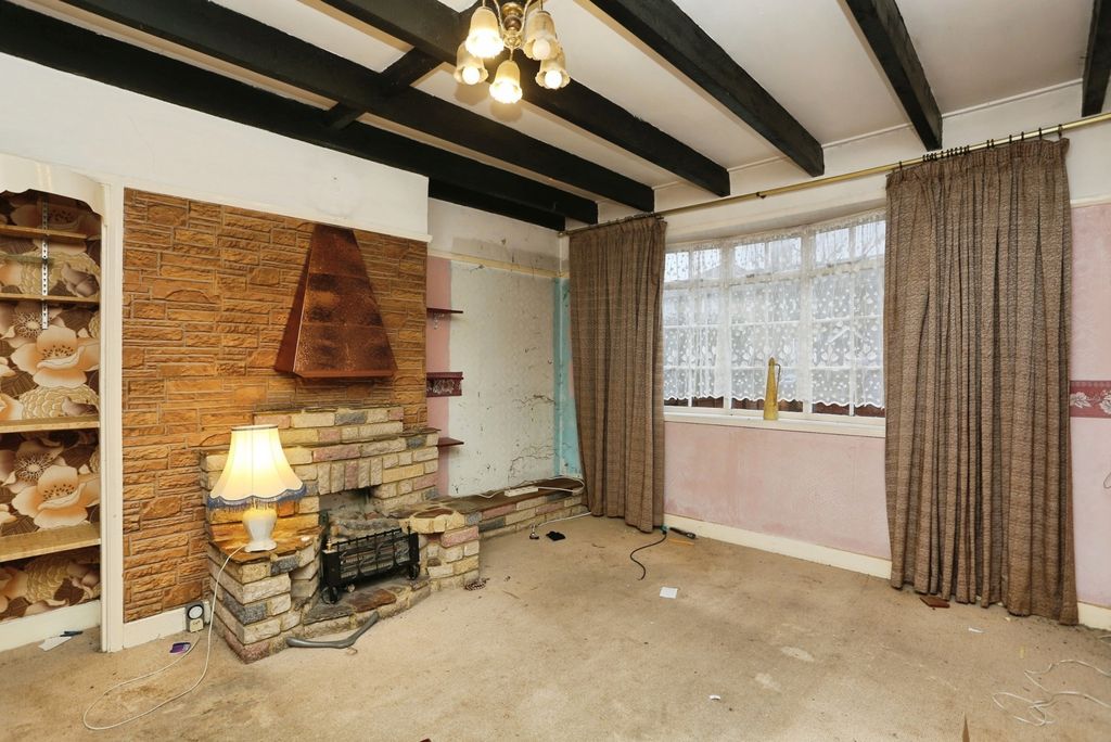 Property photo 2 of 17 Pbox-Img.Jpg