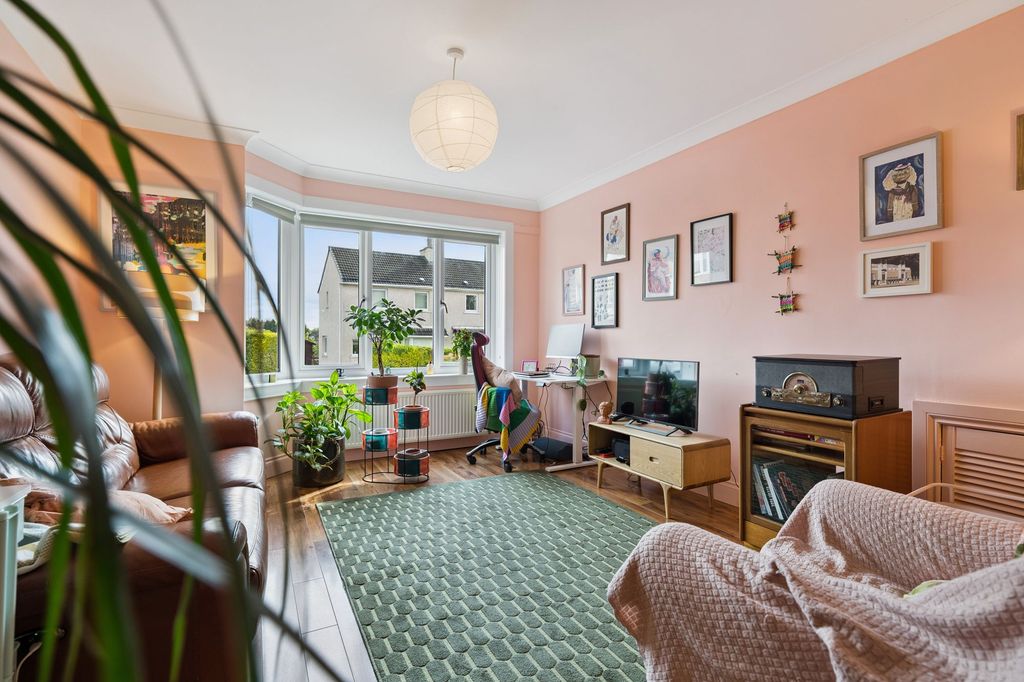 Property photo 2 of 29