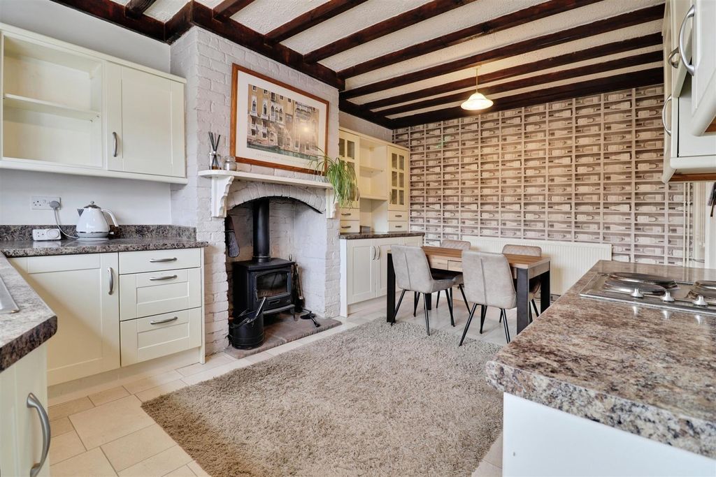 Property photo 3 of 16 c959Ca17-Img_2636-Img_2638.Jpg