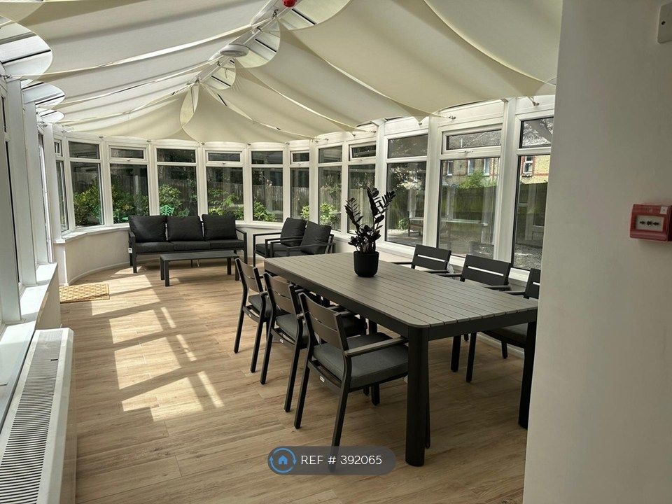 Property photo 3 of 13 Conservatory