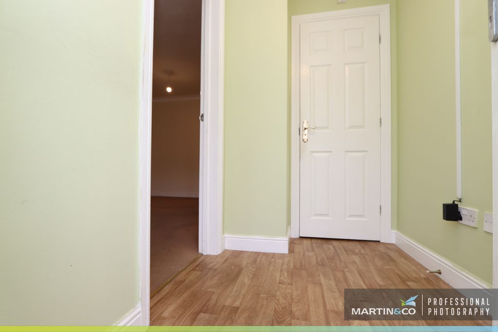 Property photo 3 of 25