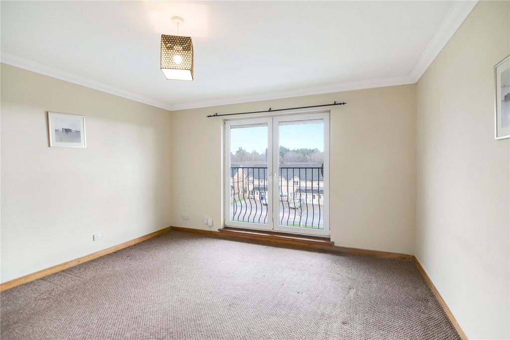 Property photo 2 of 12 Picture No. 05