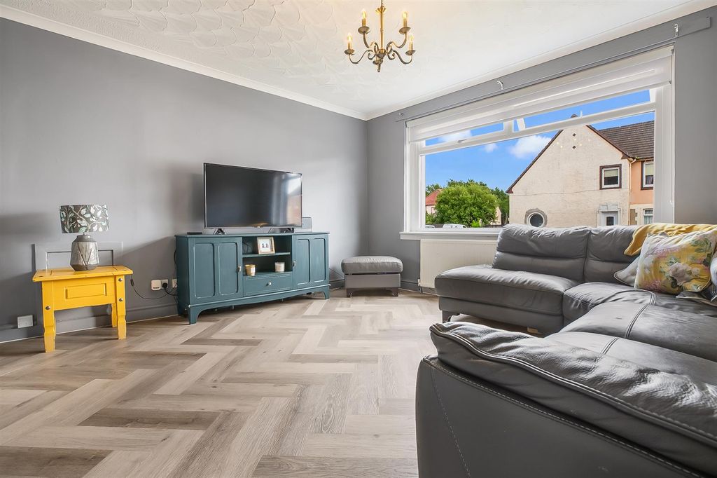 Property photo 2 of 11 Img_7928.Jpg