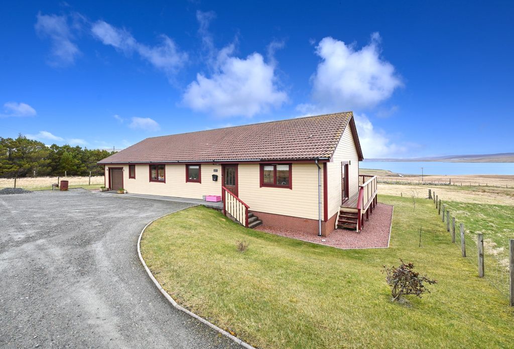 Property photo 1 of 44