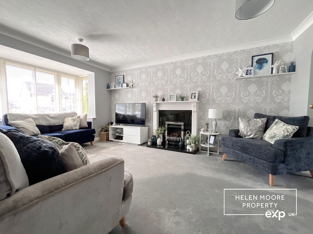 Property photo 2 of 33