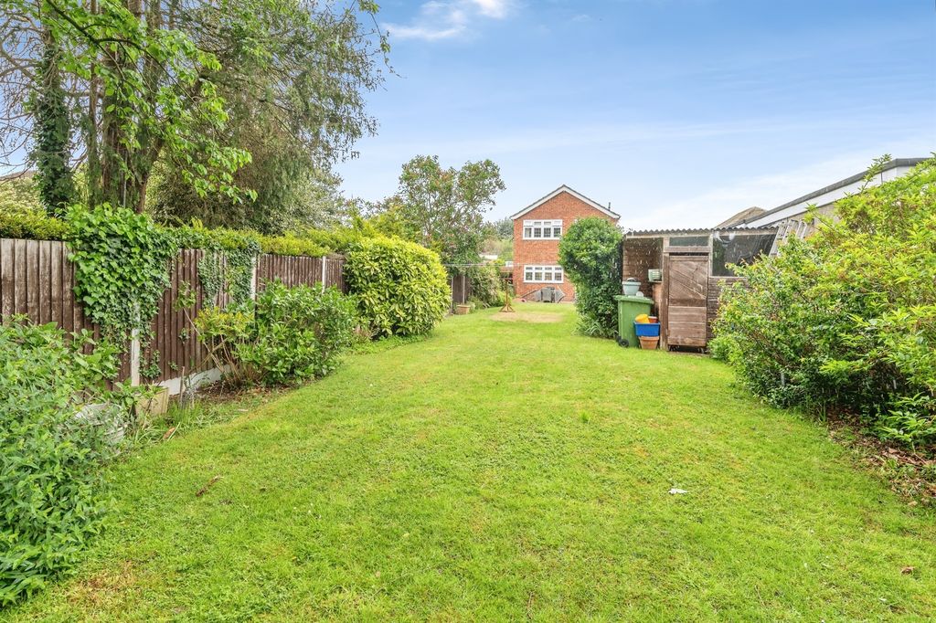 Property photo 3 of 24