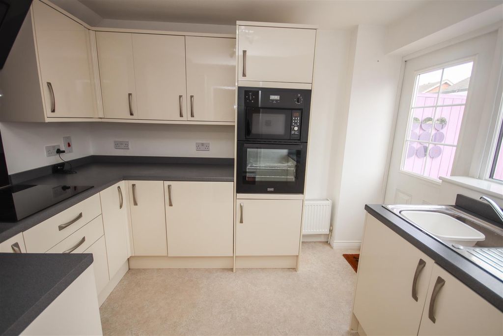Property photo 2 of 13 Img_4808.Jpg