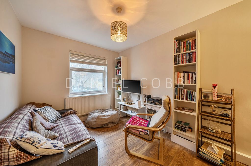 Property photo 3 of 16