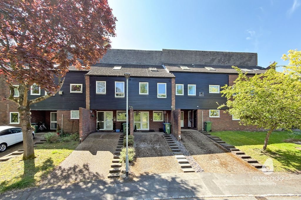 Property photo 1 of 15 5100990
