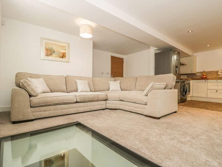 Property photo 3 of 10 Living Area