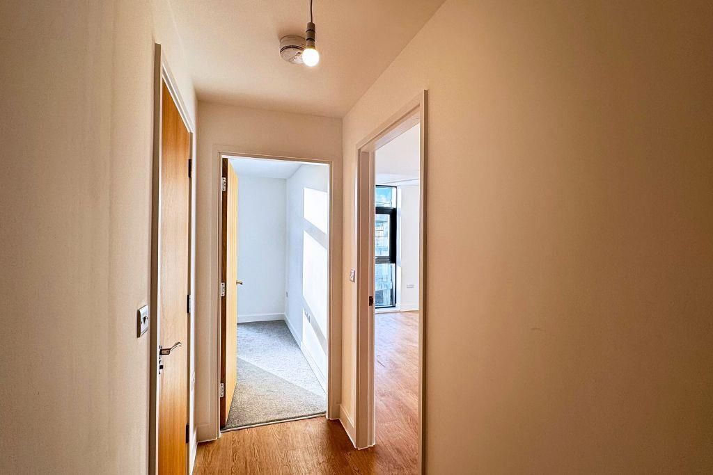 Property photo 2 of 6 Fq1007 - 2.Jpg