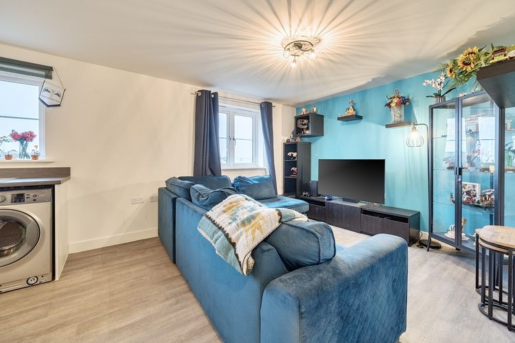 Property photo 2 of 15