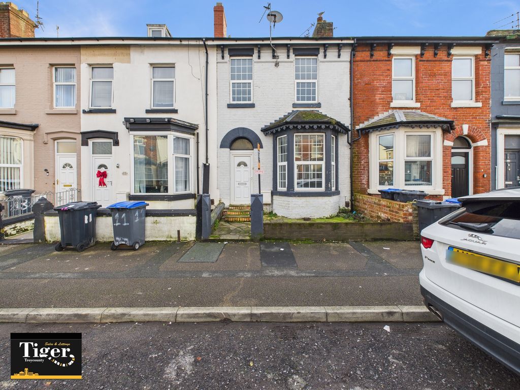 Property photo 1 of 15 Cam03440G0-Pr0479-Still001