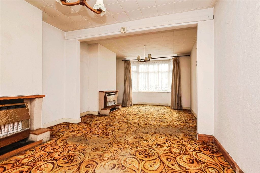 Property photo 3 of 15 Picture No. 13