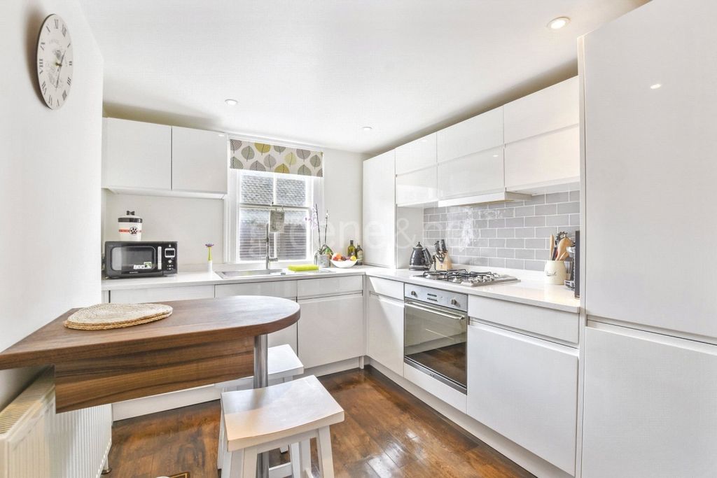 Property photo 2 of 11 Fpp