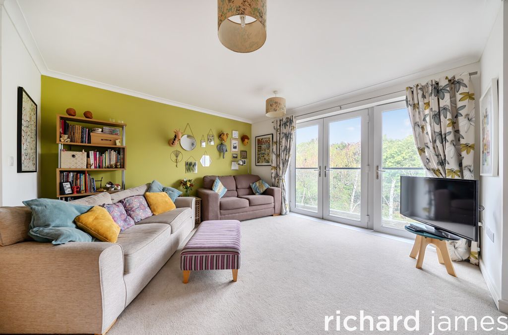 Property photo 3 of 11 Ec11681A4c82496c90B91E200A76Addc