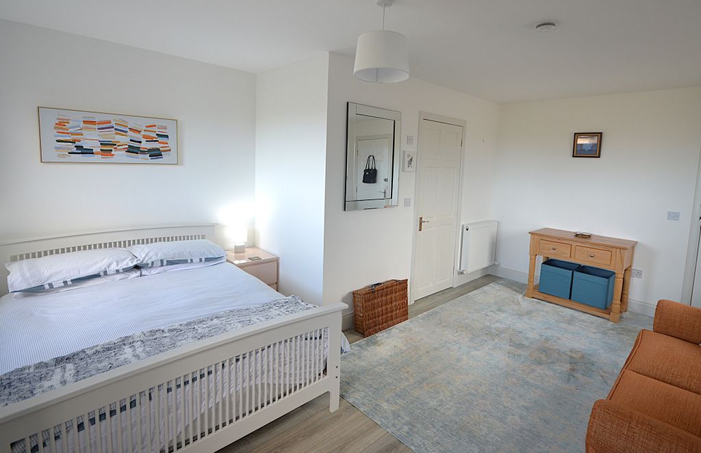 Additional image 5 of 4 bed detached house for salePoint HS2