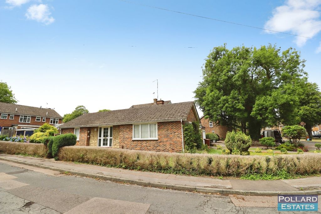 Property photo 1 of 26 Pbox-Img.Jpg