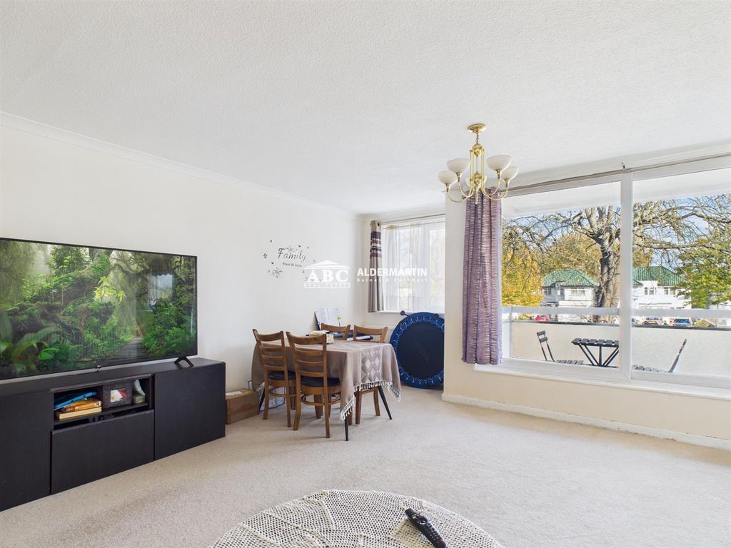 Property photo 2 of 13 Cam03827G0-Pr0101-Still002.Jpg