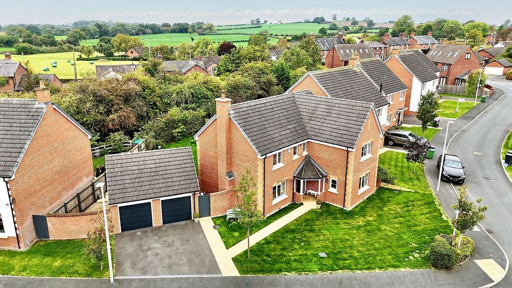 Property photo 1 of 23