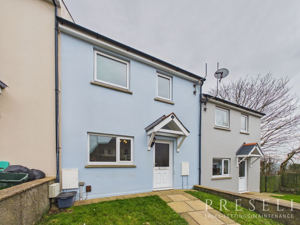 Property photo 1 of 14 Front Exterior