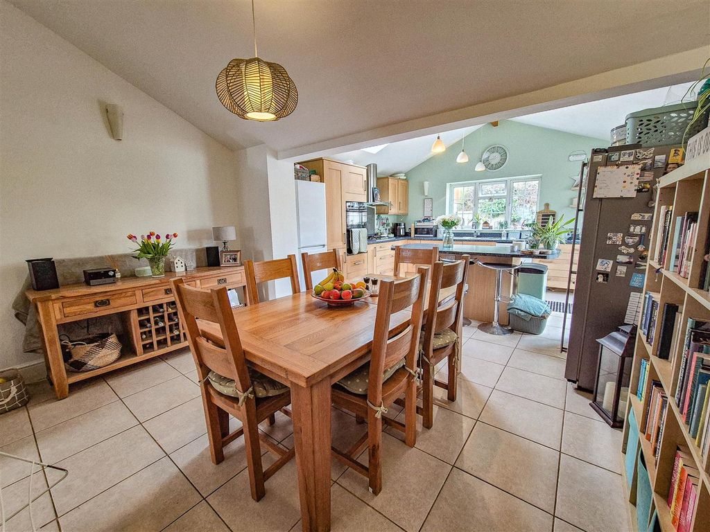 Property photo 3 of 11 20260409_093908.Jpg