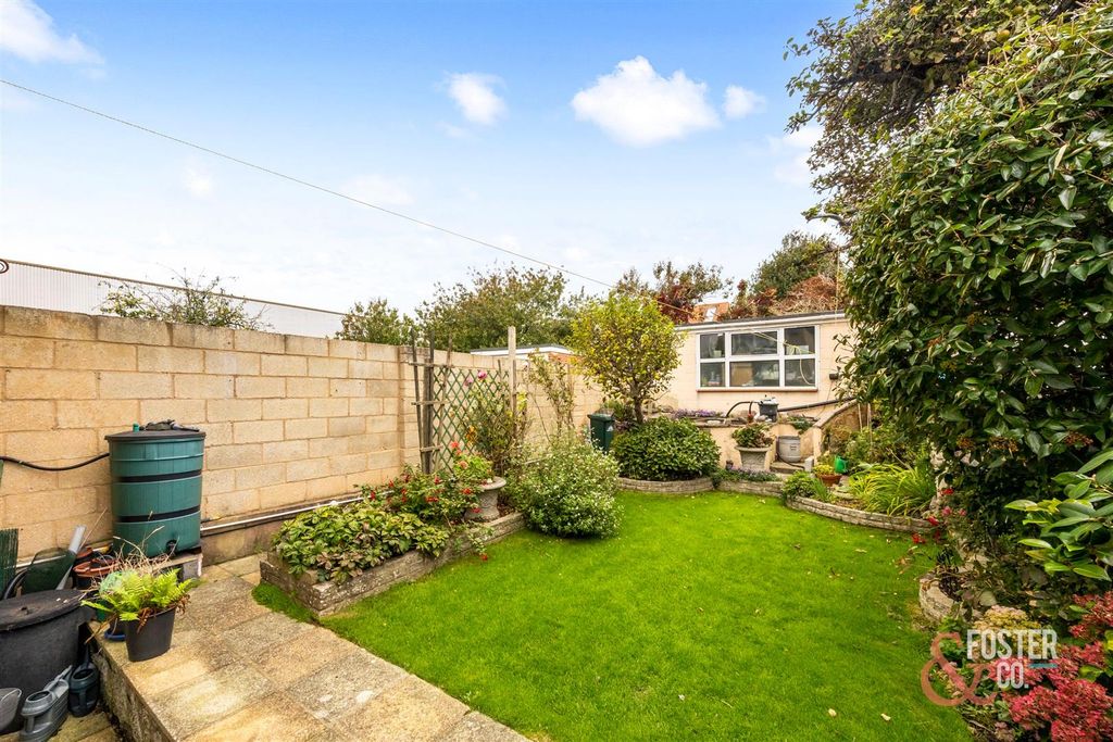 Property photo 3 of 20 Old Shoreham Road 67-017.Jpg