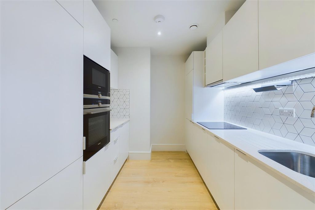 Property photo 3 of 14 3.Jpg