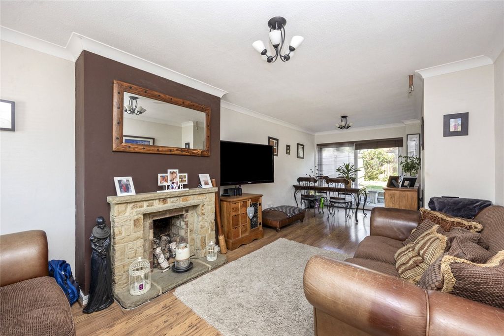 Property photo 3 of 20 Picture No. 06