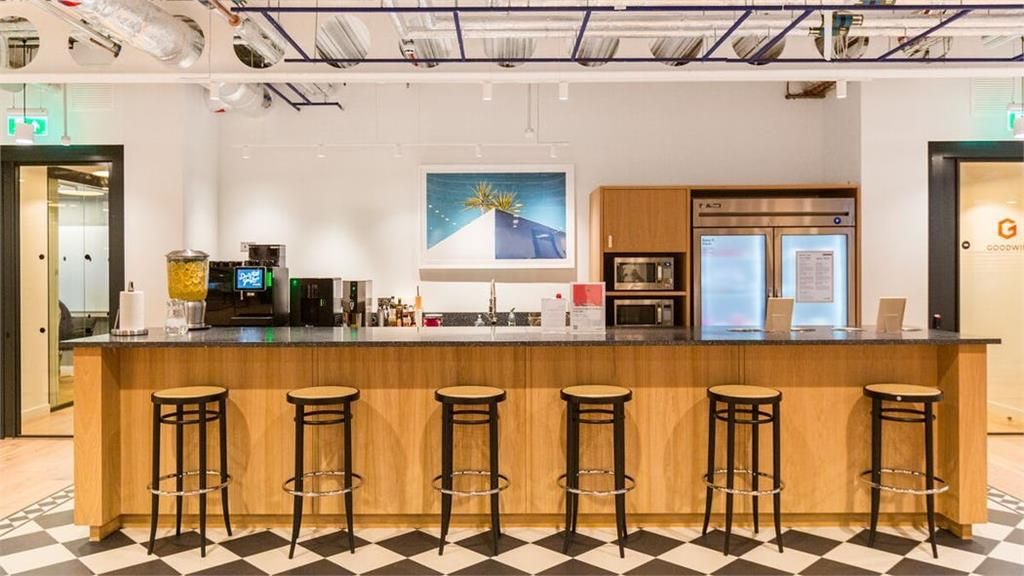 Property photo 2 of 14 Photo 2