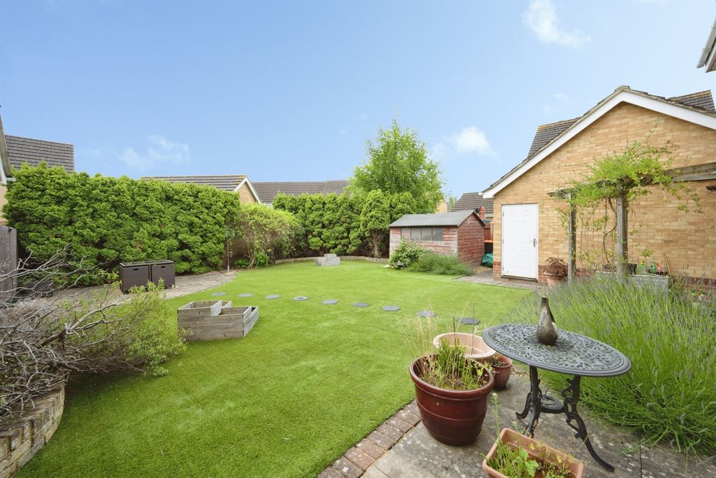 Property photo 2 of 15