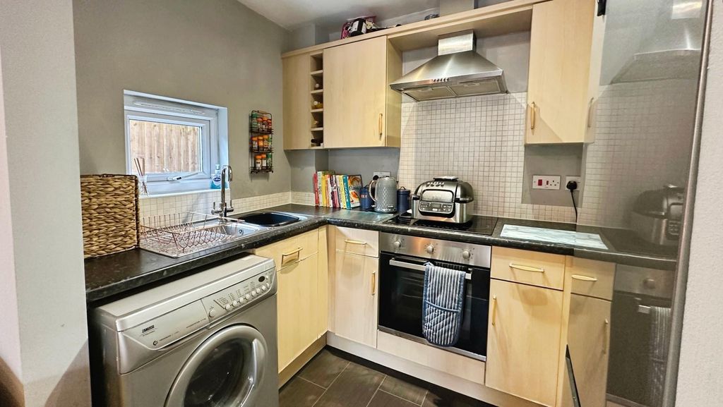 Property photo 2 of 12 0E380253-Fullsizerender-3.Jpeg