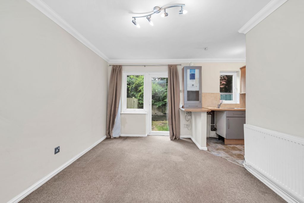 Property photo 3 of 10 Dcp_4793