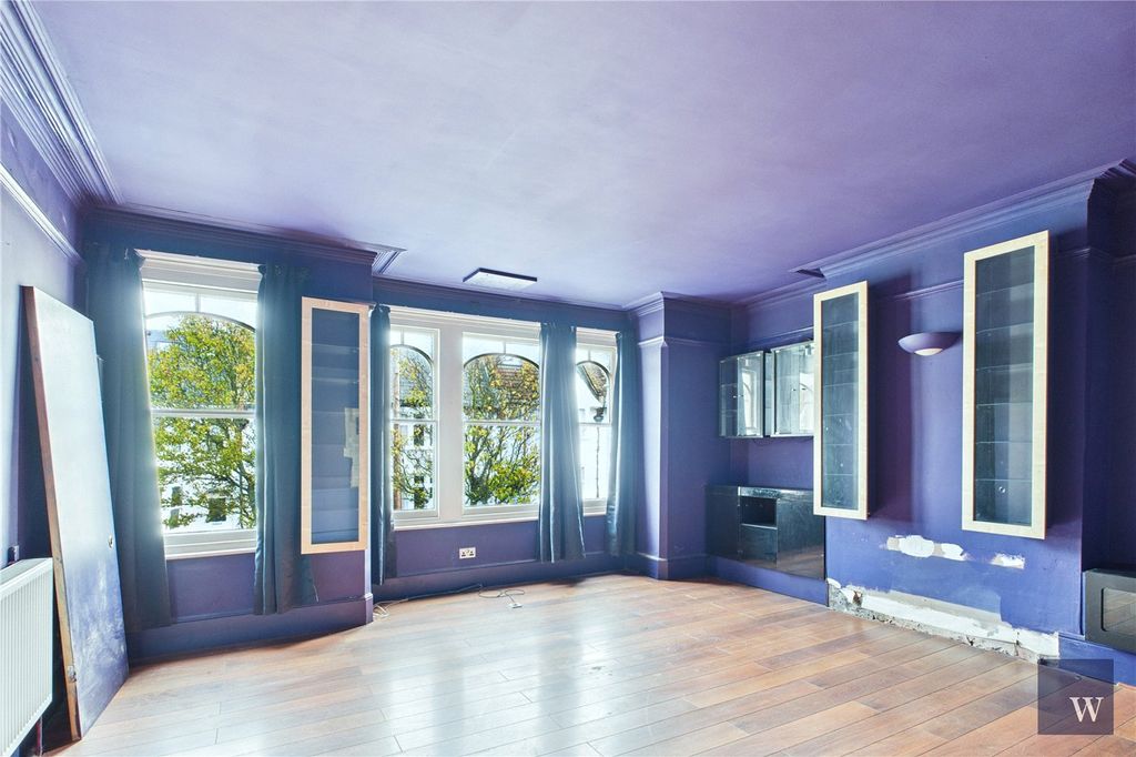 Property photo 2 of 15 Picture No. 03