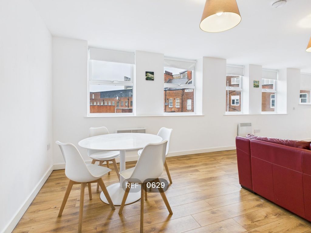 Property photo 2 of 19 Kitchen / Living Area