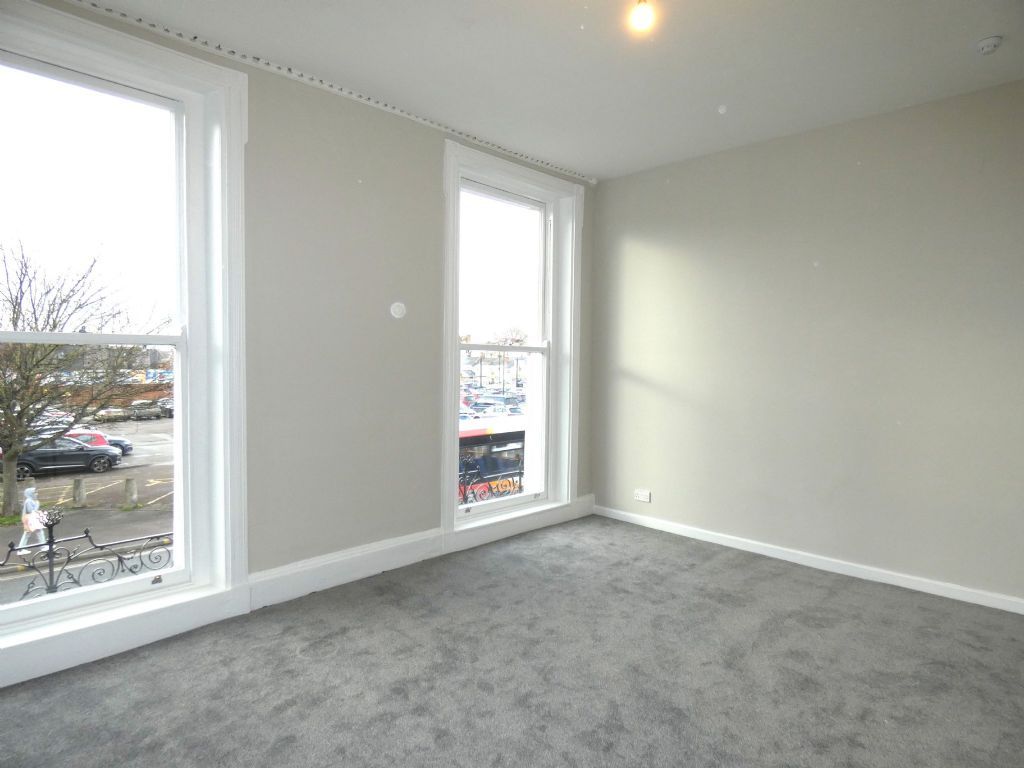 Property photo 2 of 4 Picture 2