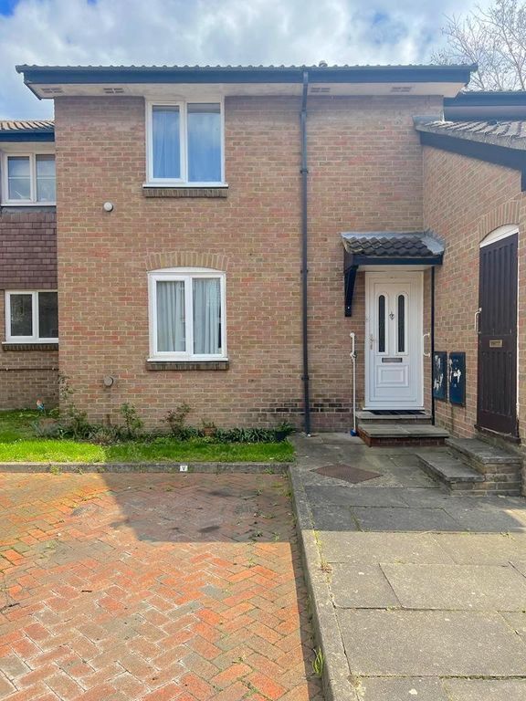 Property photo 1 of 6 2Bc3E5A0-2cd7-4Ac2-Ab22-A6B9Cdd399Cb.Jpg