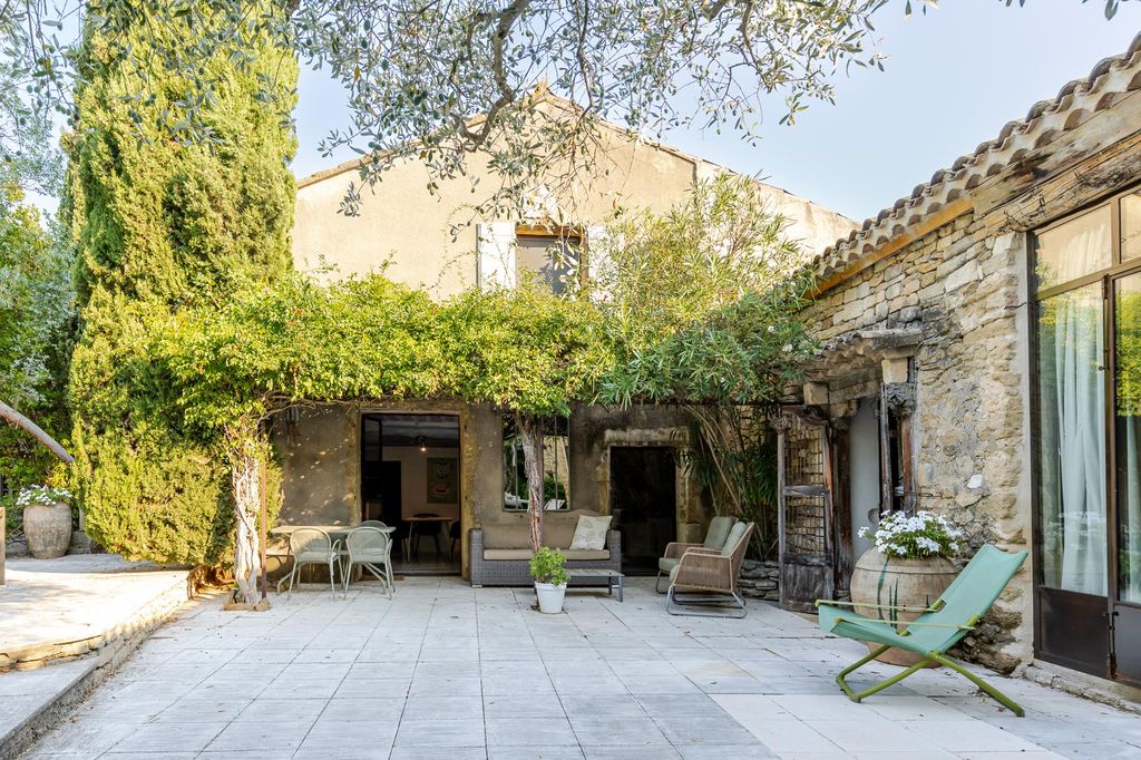 Property photo 3 of 31 Image