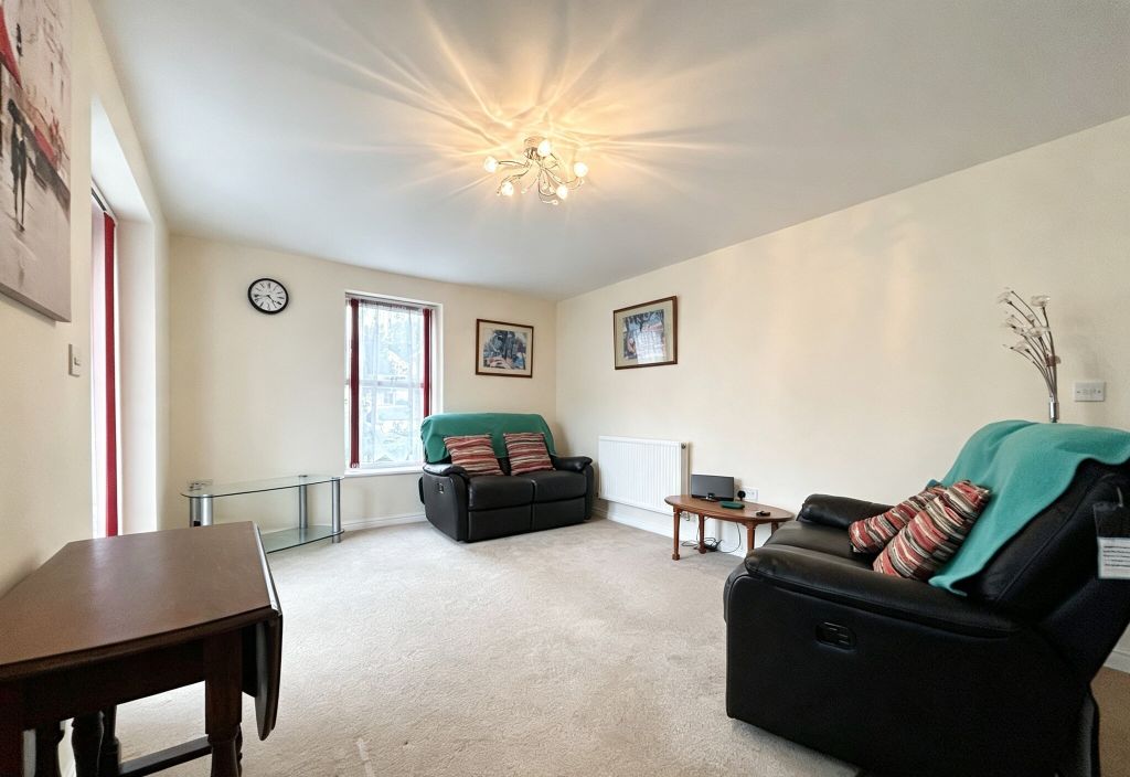 Property photo 3 of 10