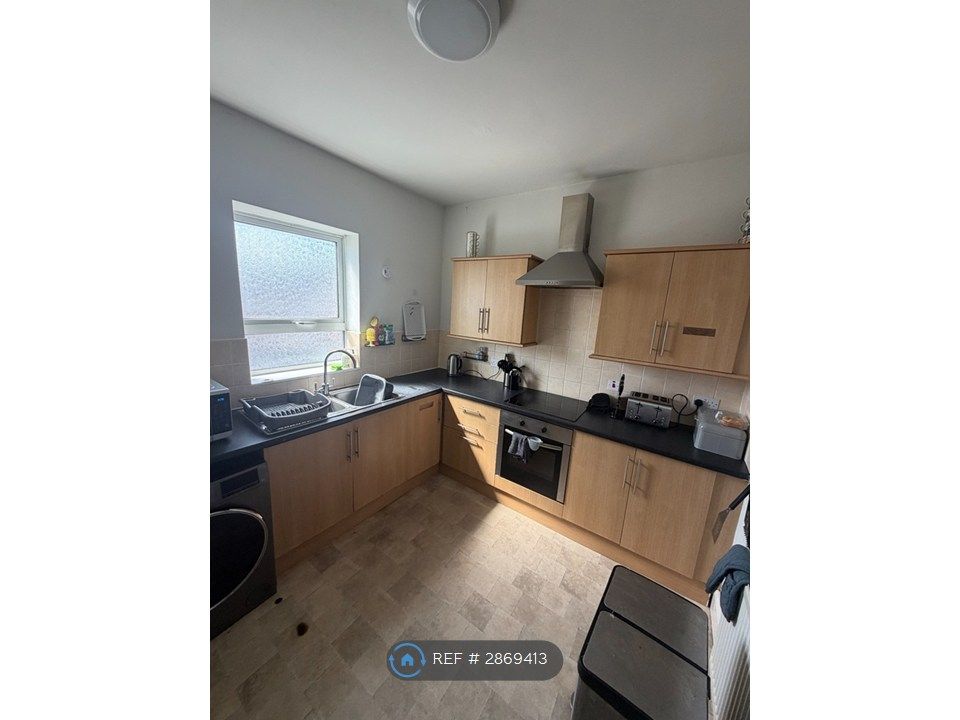 Property photo 2 of 23